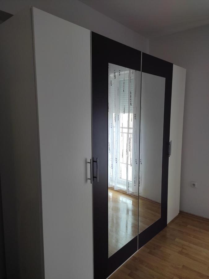 Apartman Miami Podstrana Eksteriør billede