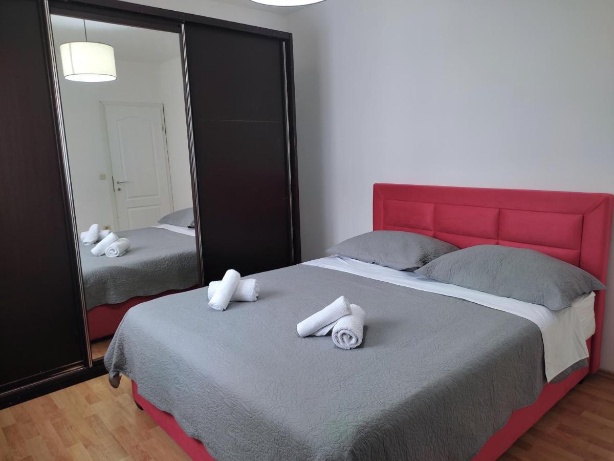 Apartman Miami Podstrana Eksteriør billede