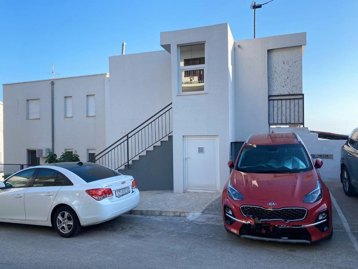 Apartman Miami Podstrana Eksteriør billede
