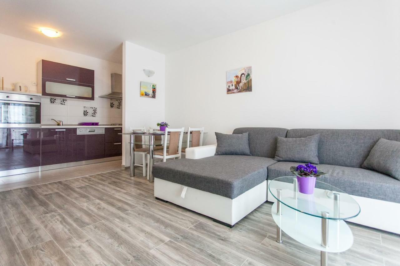 Apartman Miami Podstrana Værelse billede