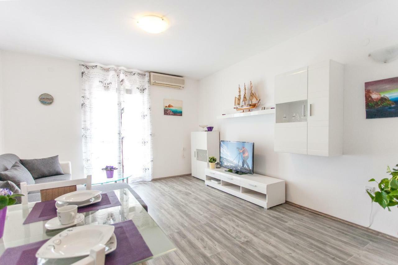 Apartman Miami Podstrana Værelse billede