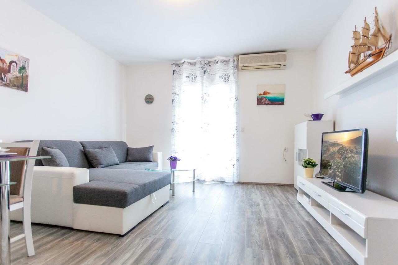 Apartman Miami Podstrana Værelse billede