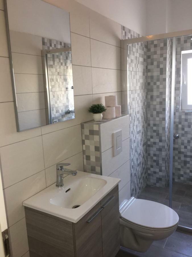 Apartman Miami Podstrana Eksteriør billede